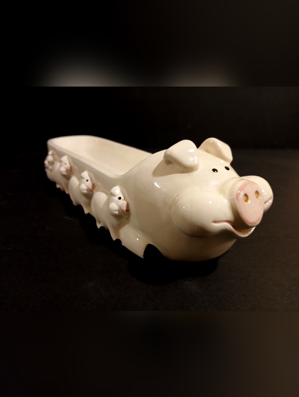 Vintage Ceramic Pig Cracker Dish with Piglet Accents - Cream & Soft Pink